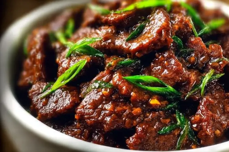 Slow Cooker Mongolian Beef surving suggestion