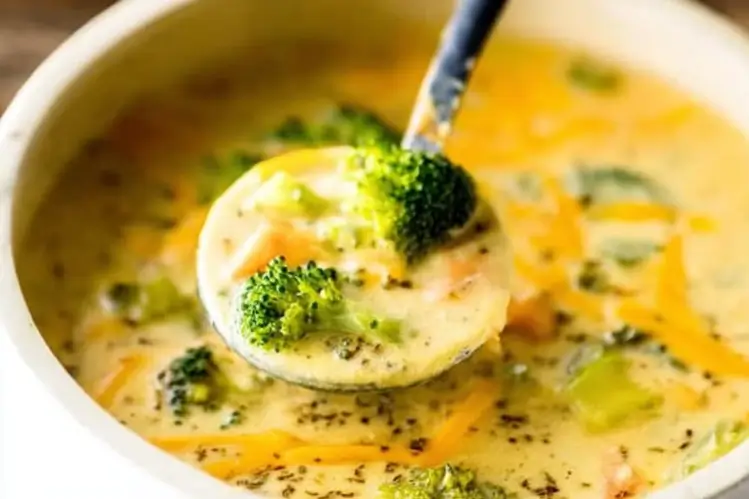 Slow Cooker Broccoli Cheese Soup Bowl